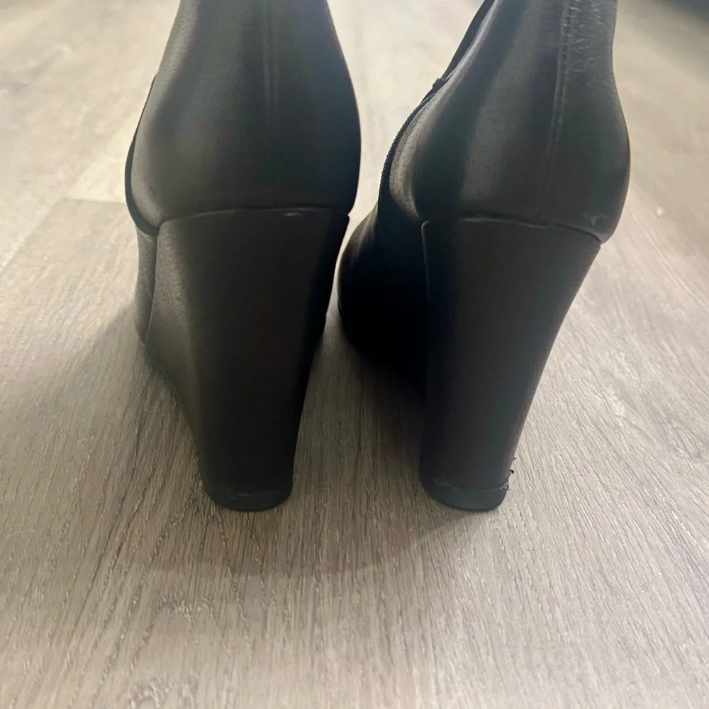 Nanette Lepore Femme Fatale Genuine Leather Boots in Grey. Size 8.5. Worn 3x. - Picture 3 of 9